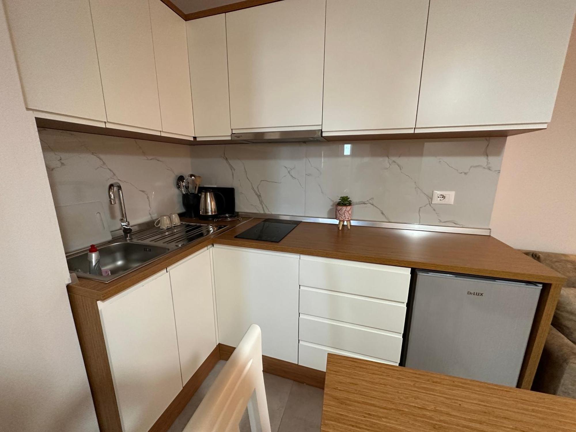 Maison Apartments Vlorë Eksteriør bilde