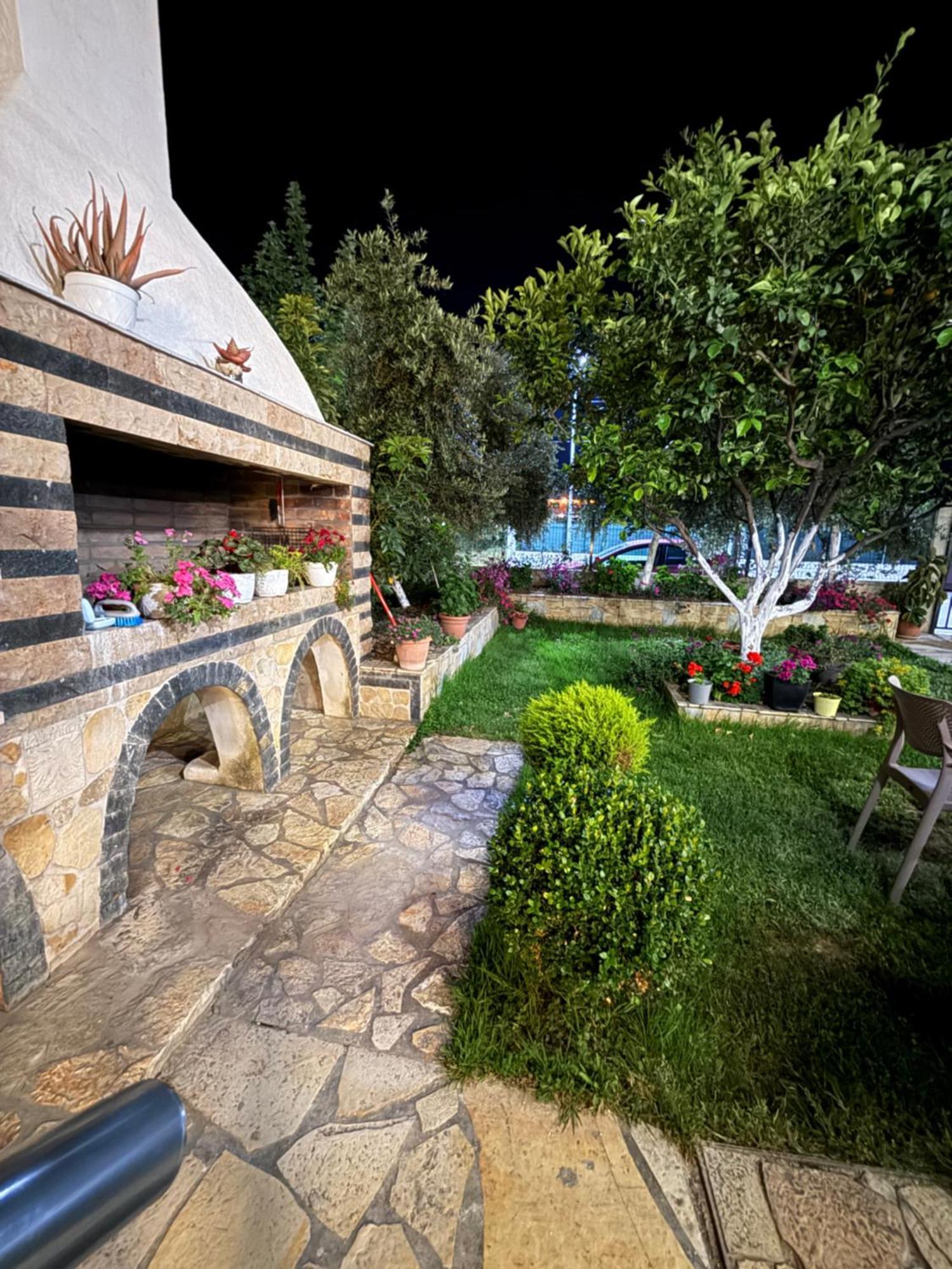 Maison Apartments Vlorë Eksteriør bilde
