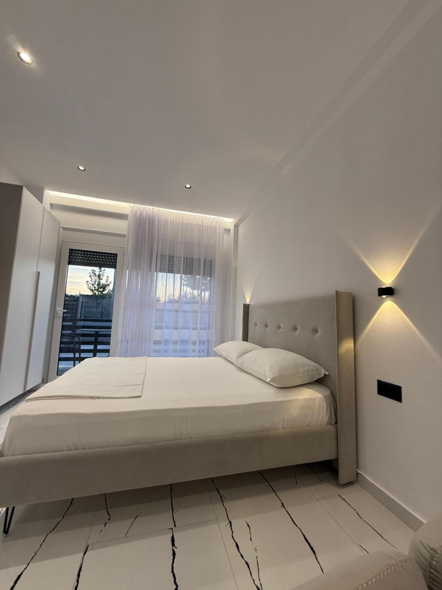 Maison Apartments Vlorë Eksteriør bilde