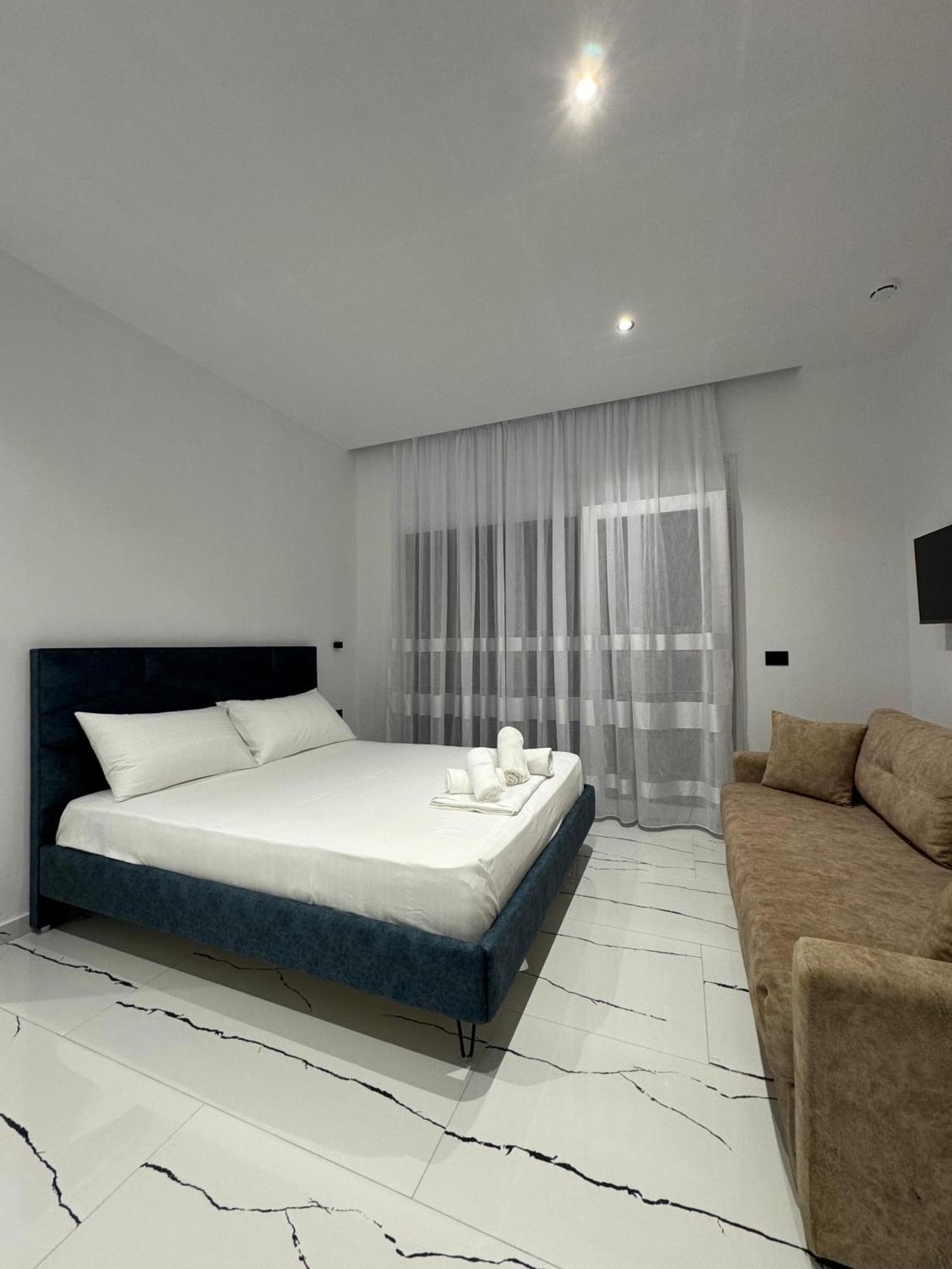 Maison Apartments Vlorë Eksteriør bilde